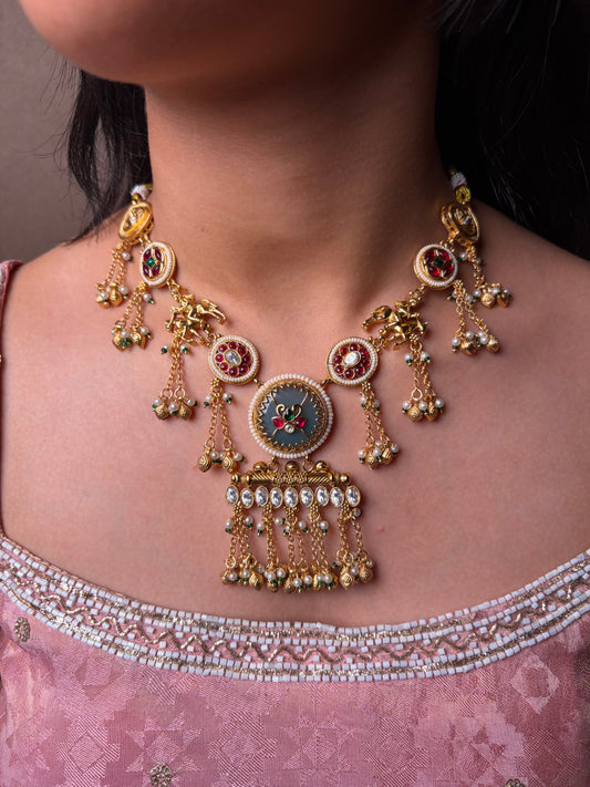 Heritage Collar Necklace With Falling Ghunhroo Design