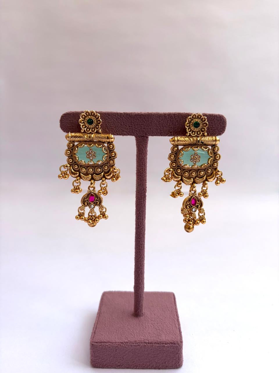 Royal Heritage Pearl Pendant Set