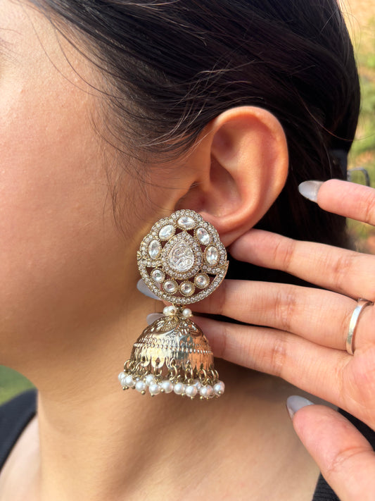 Trending Kundan Diamond-Looking Jhumka (Oval)