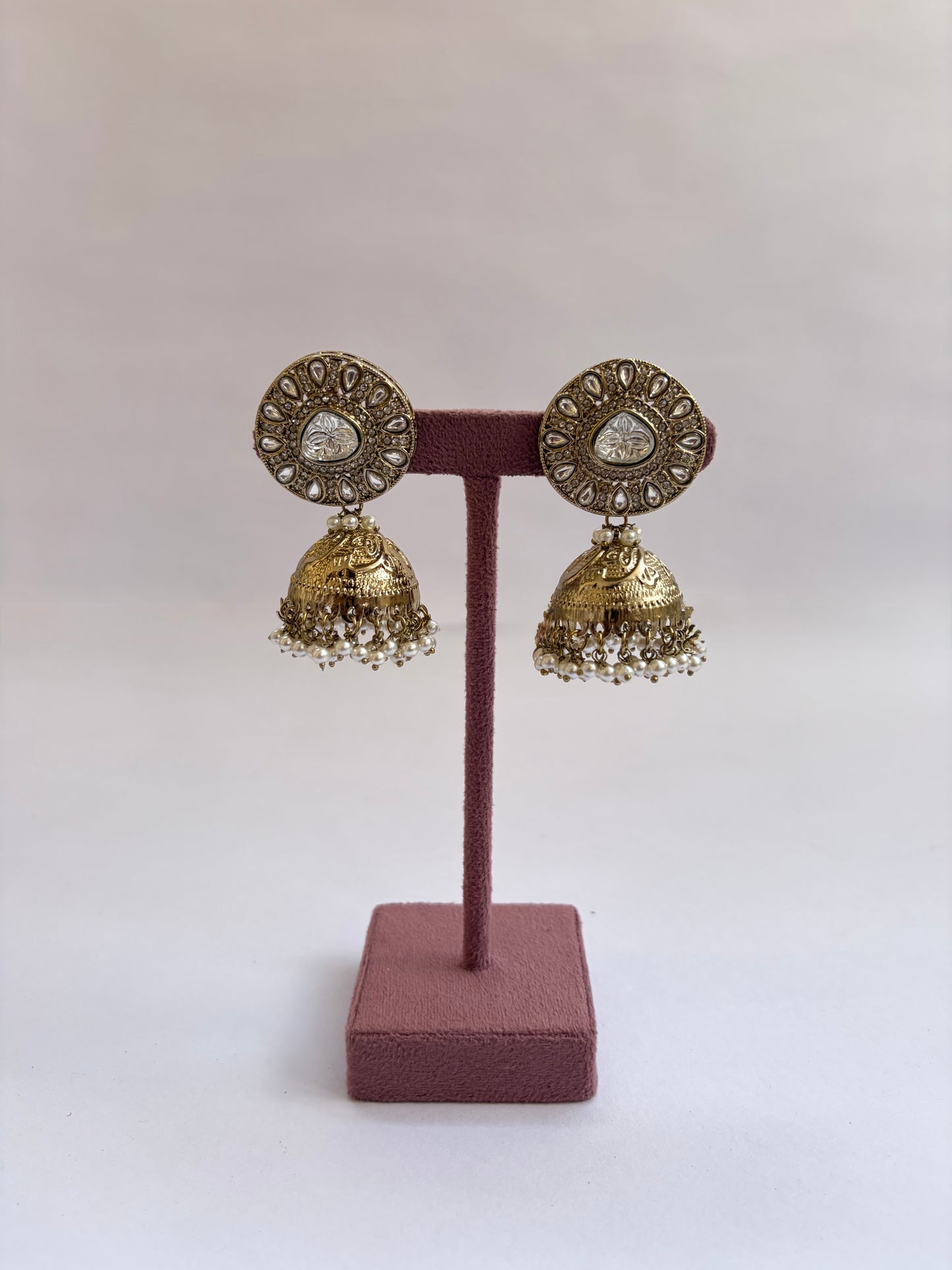 Trending Kundan Diamond-Looking Jhumka (Triangle)