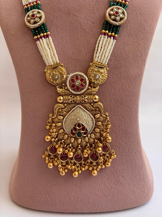 Vintage Pearl Temple Pendant Necklace