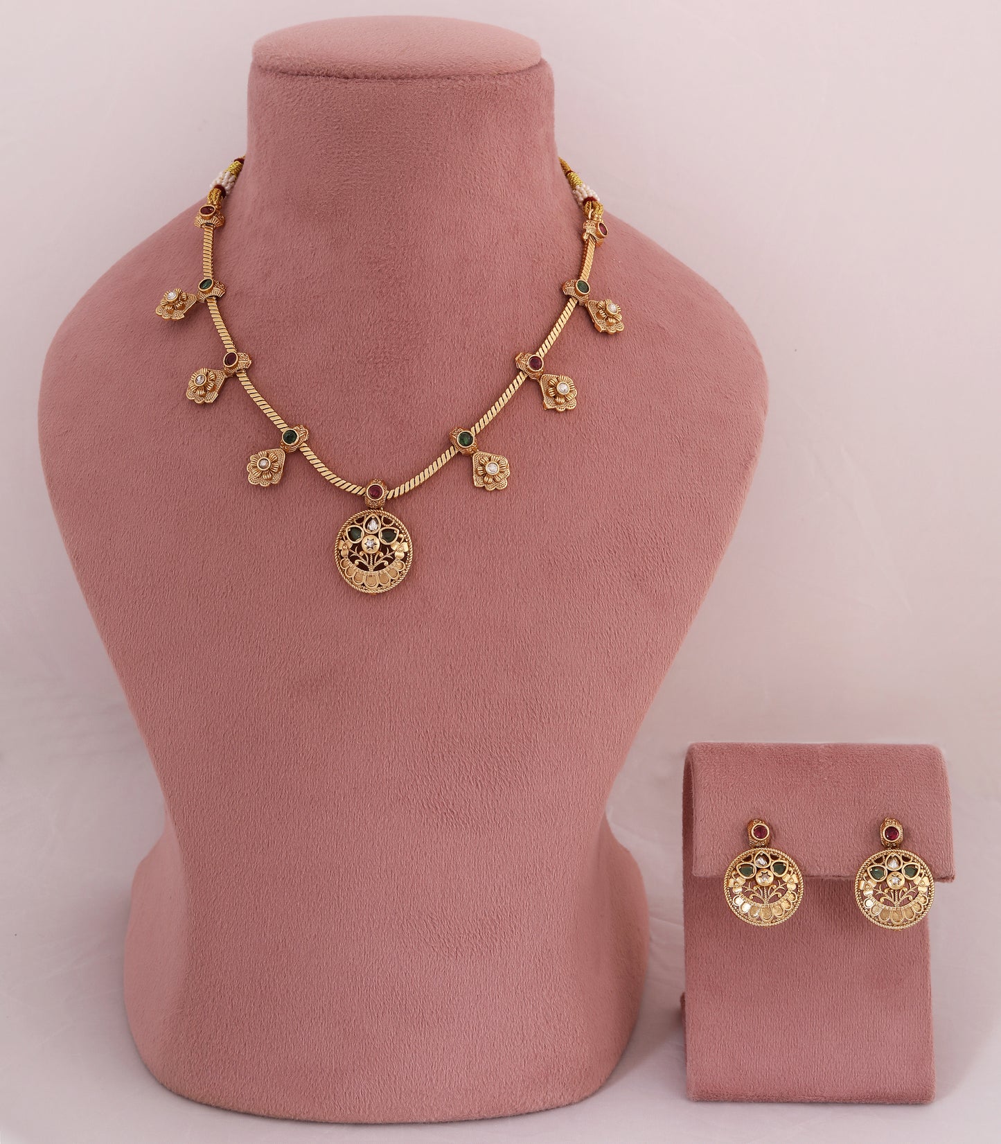 Heritage Charm Minimal Gold Necklace