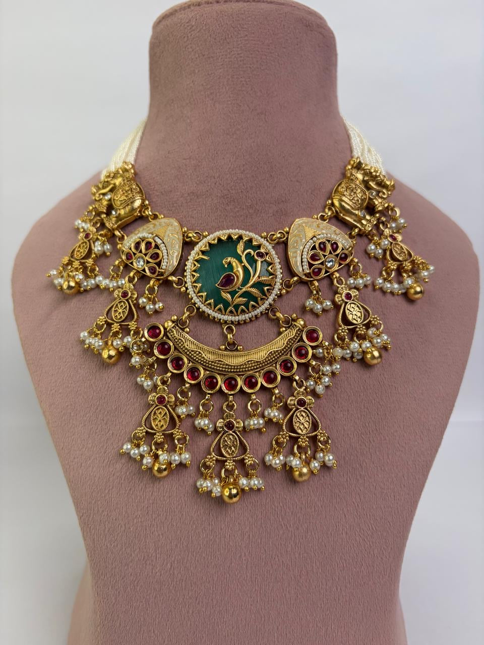 Royal Peacock Pearl Choker Set