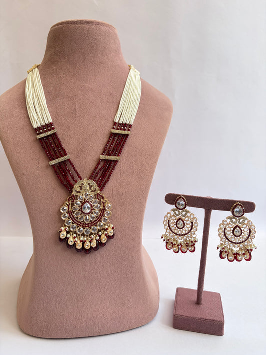 Meharoon Crystal Pearl Mala Set