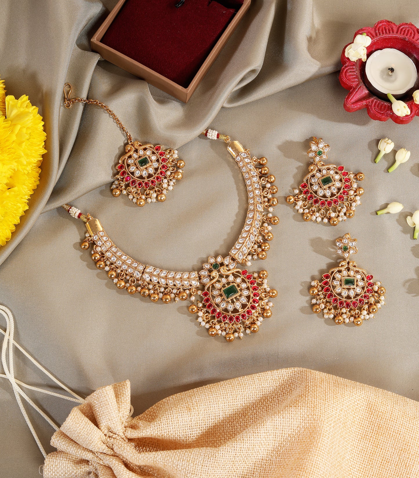 Traditional Heritage Kundan Necklace Set
