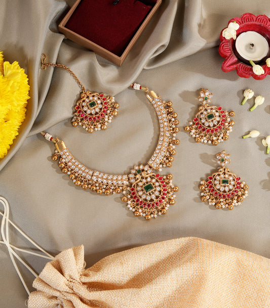 Traditional Heritage Kundan Necklace Set