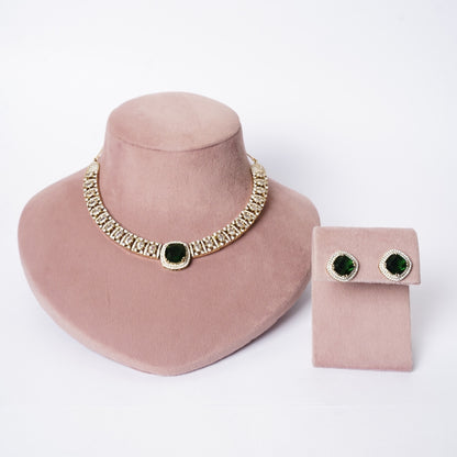 Minimal Emerald Studded Hasli Set