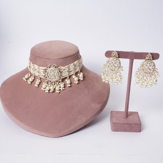 Classic Pearl MOP Choker