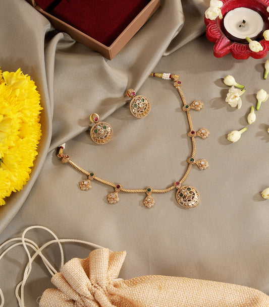 Heritage Charm Minimal Gold Necklace