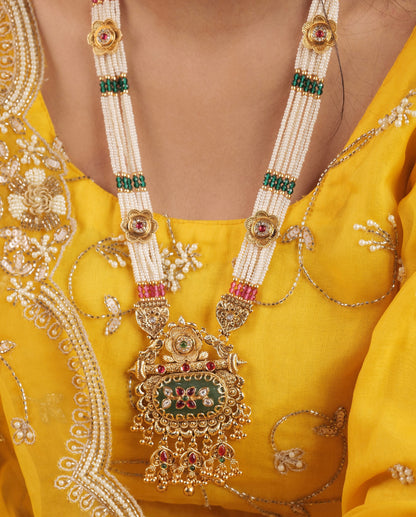 Royal Heritage Pearl Pendant Set