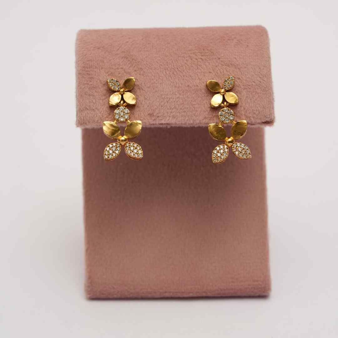 Floral Victorian Diamond Necklace