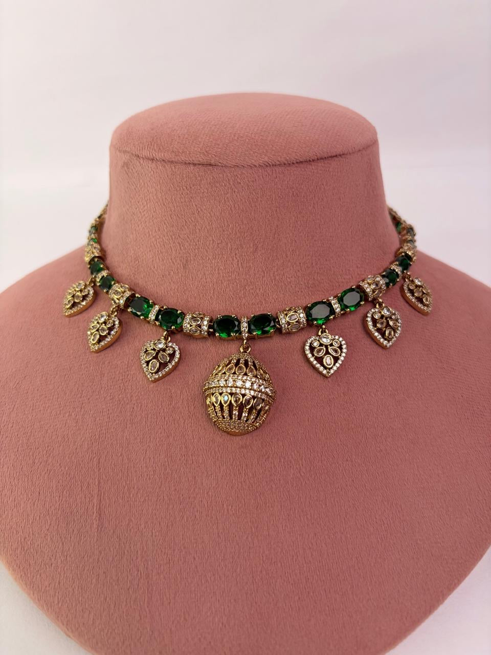 Green Stone Choker Necklace