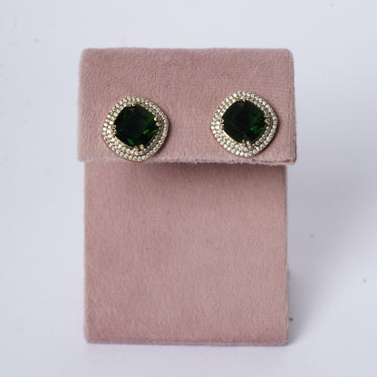 Minimal Emerald Studded Hasli Set