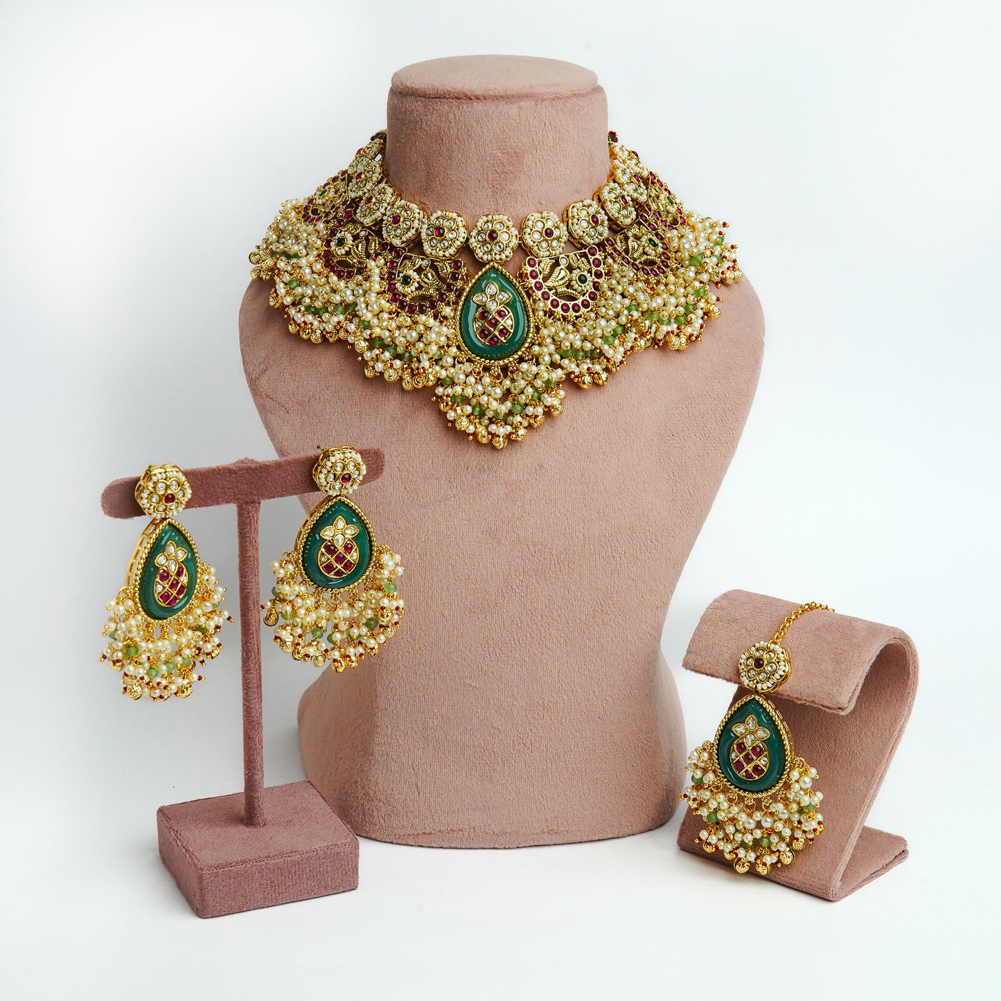 Royal Heritage Kundan Set