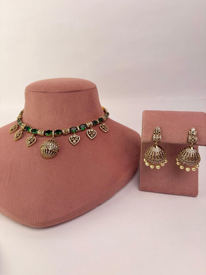 Green Stone Choker Necklace