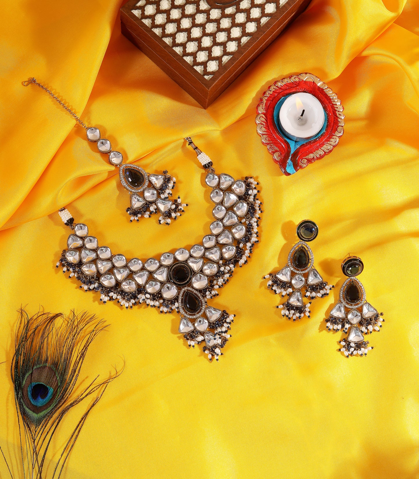 Blue Stone Kundan Necklace Set