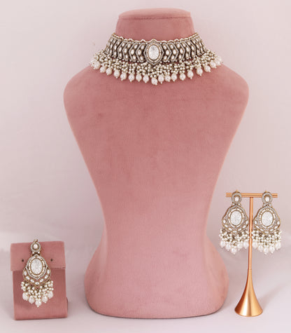 Kundan Pearl Choker Necklace