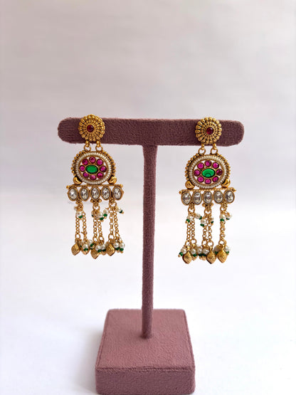 Heritage Collar Necklace With Falling Ghunhroo Design