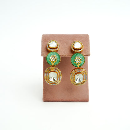 Kundan Moissanite Mid Length necklace