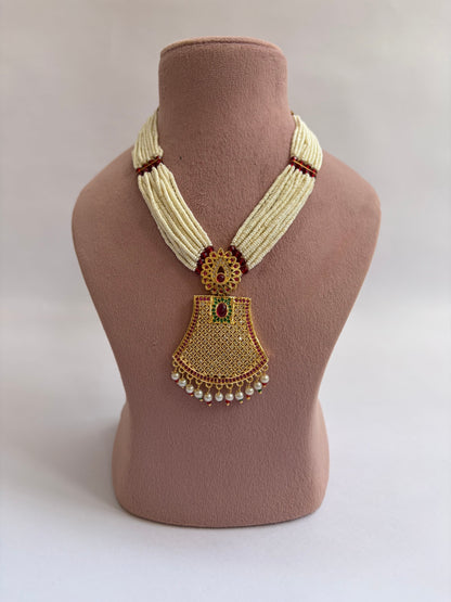 Traditional Gold Plated Perl Mala Necklace