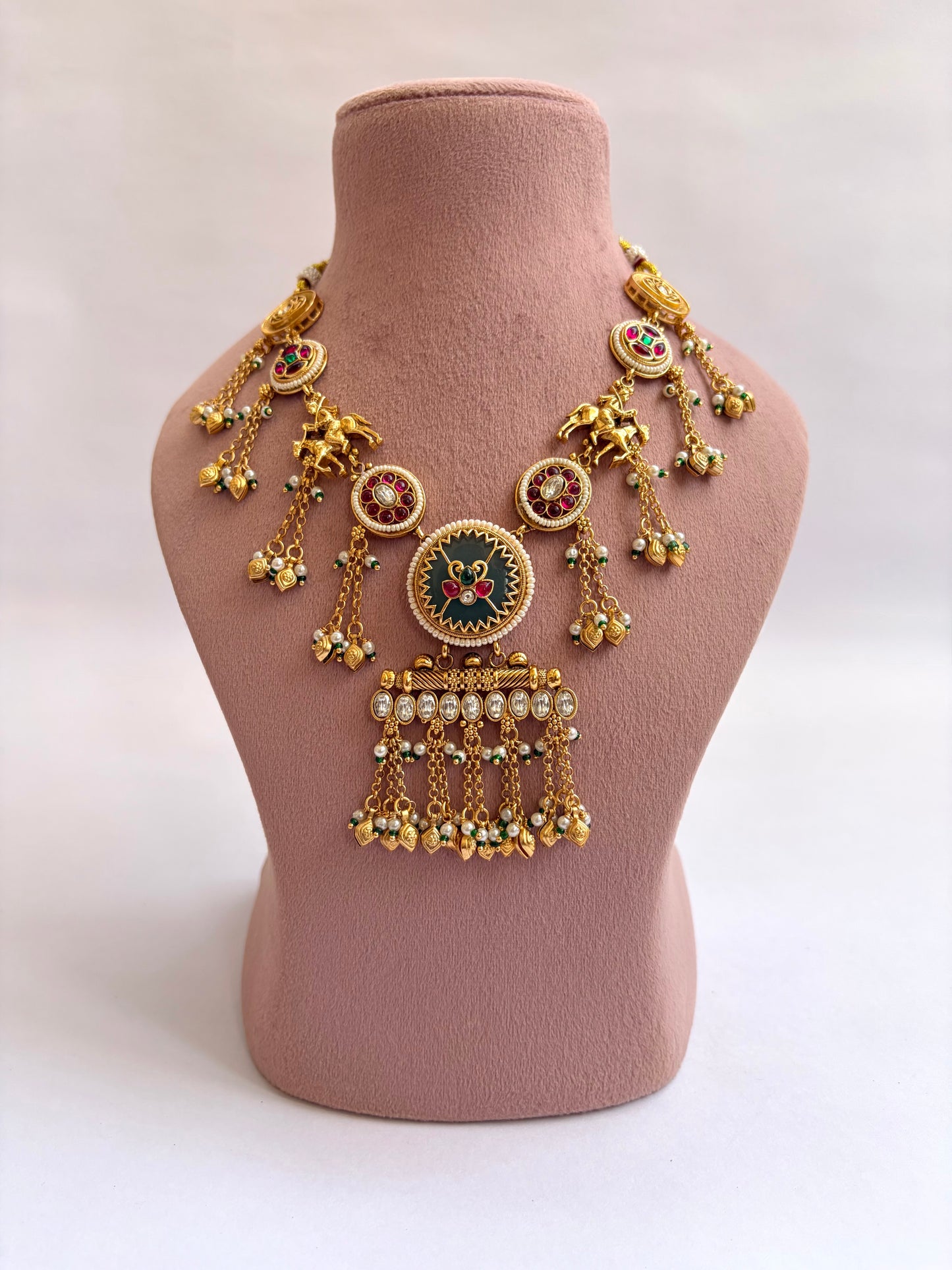 Heritage Collar Necklace With Falling Ghunhroo Design