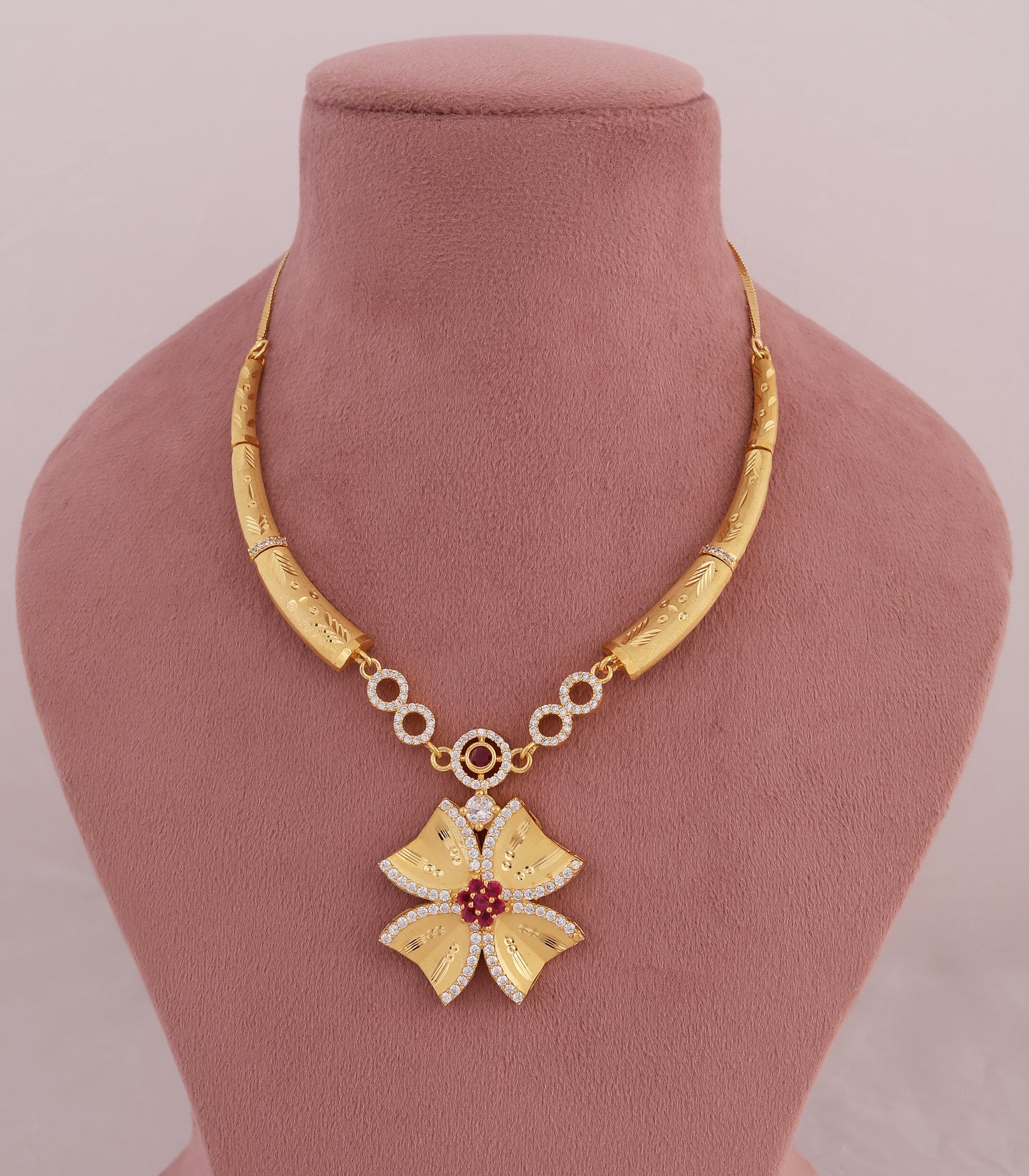Antique Floral Hasli Pendant Necklace