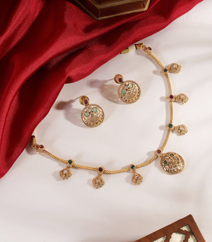 Heritage Charm Minimal Gold Necklace