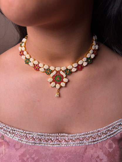 Vintage Manak Panna Floral necklace