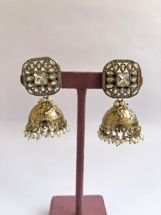 Trending Kundan Diamond-Looking Jhumka (Square)