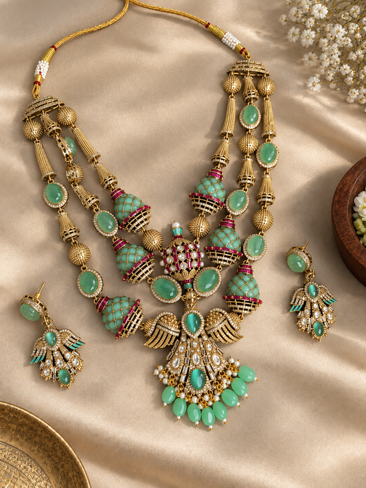 Green Emeralds Layering Heritage Necklace Set